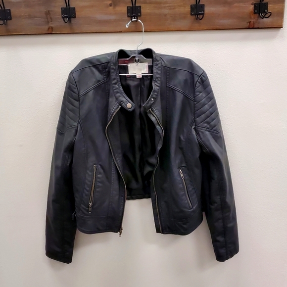 Xhilaration Jackets & Blazers - Xhilaration faux leather black jacket